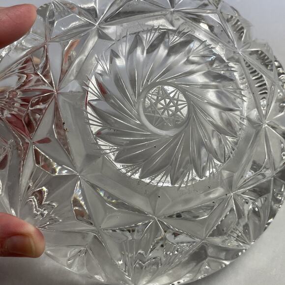 Vintage Crystal Cut Clear Glass Cigar Cigarette Ashtray 5‎ 1/2” Heavy - Picture 4 of 5